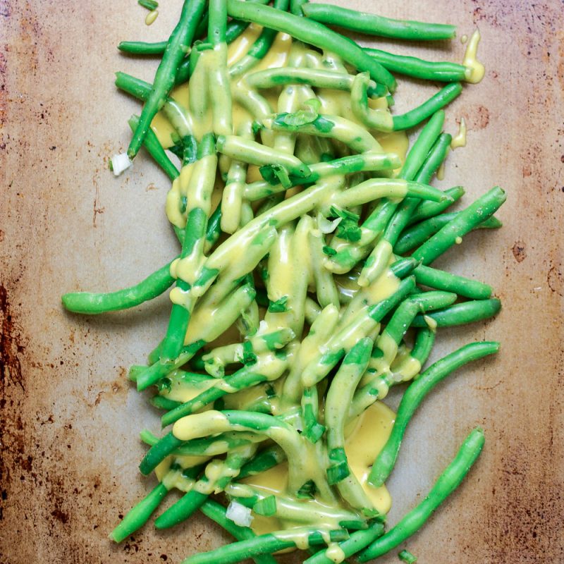 Garlic Butter Green Beans with Tarragon Cheddar Cheese SauceCooking and